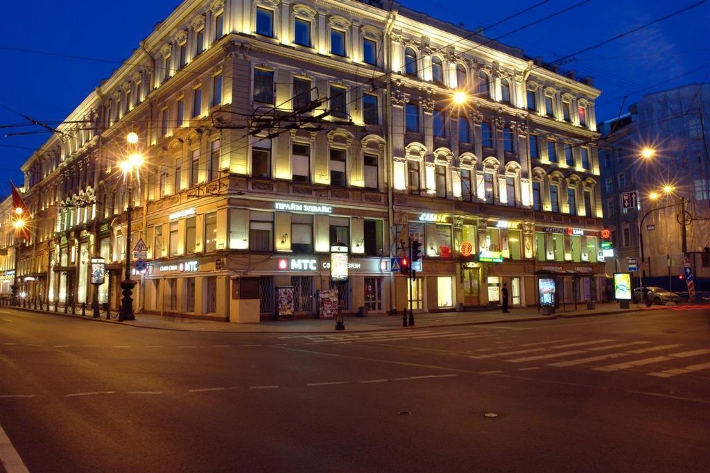 Fd Hostel Sankt Petersburg Exteriör bild